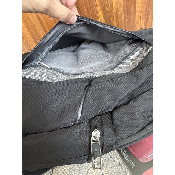 Heys Tech Pac 04 Computer Backpack Black F - Picture 8 of 16